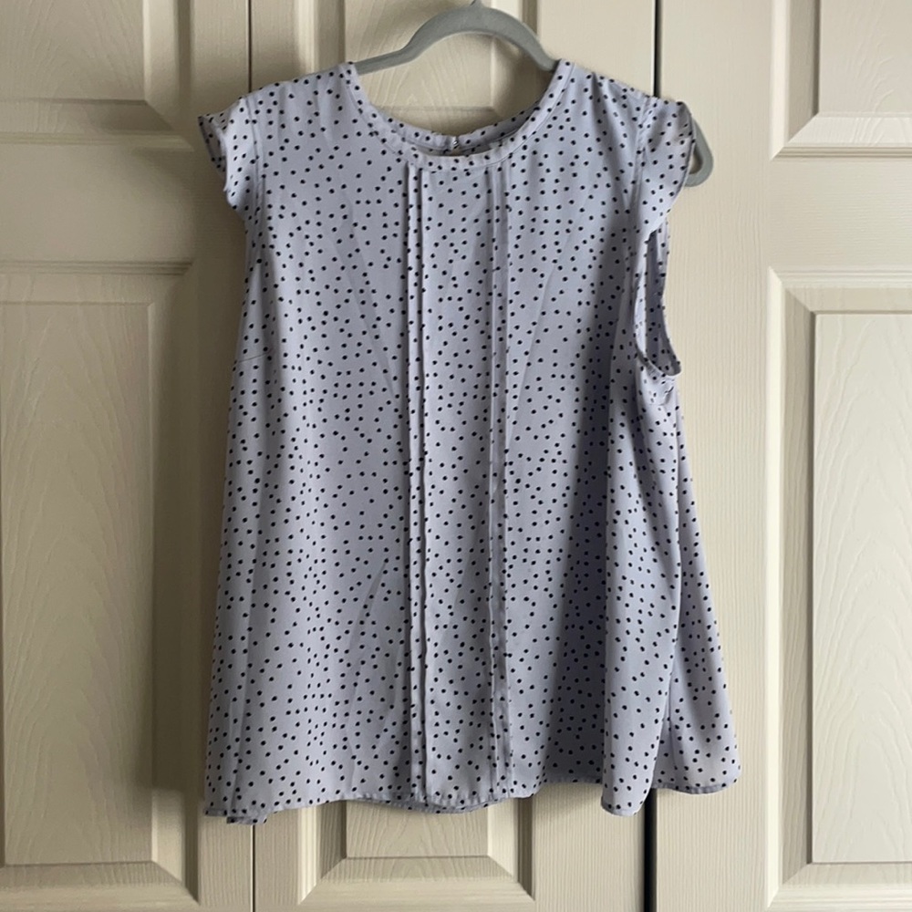 Grey ELLE top with black dots